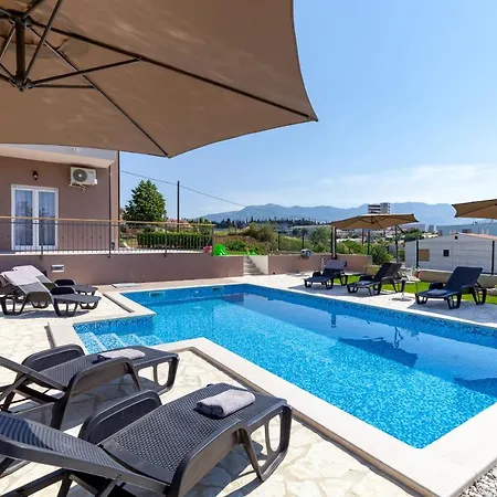 Sunny Garden Adria Apartman *