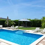 Apartment Sunny Garden Adria