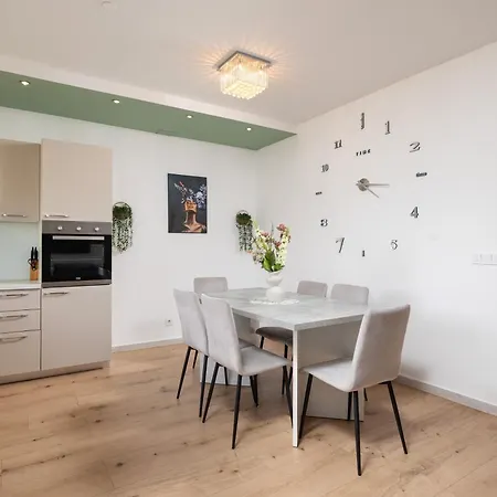 Appartement Sunny Garden Adria *