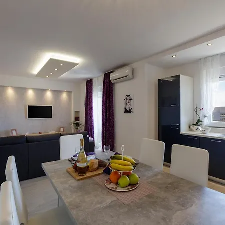 Sunny Garden Adria Apartment