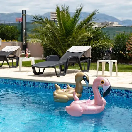 Sunny Garden Adria * سبليت