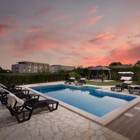 Sunny Garden Adria Apartment Split