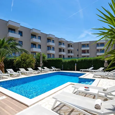 Апартаменти Sunny Garden Adria *