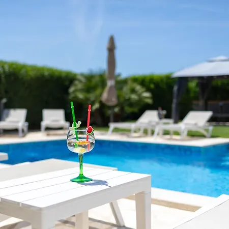 Sunny Garden Adria Апартаменти Спліт